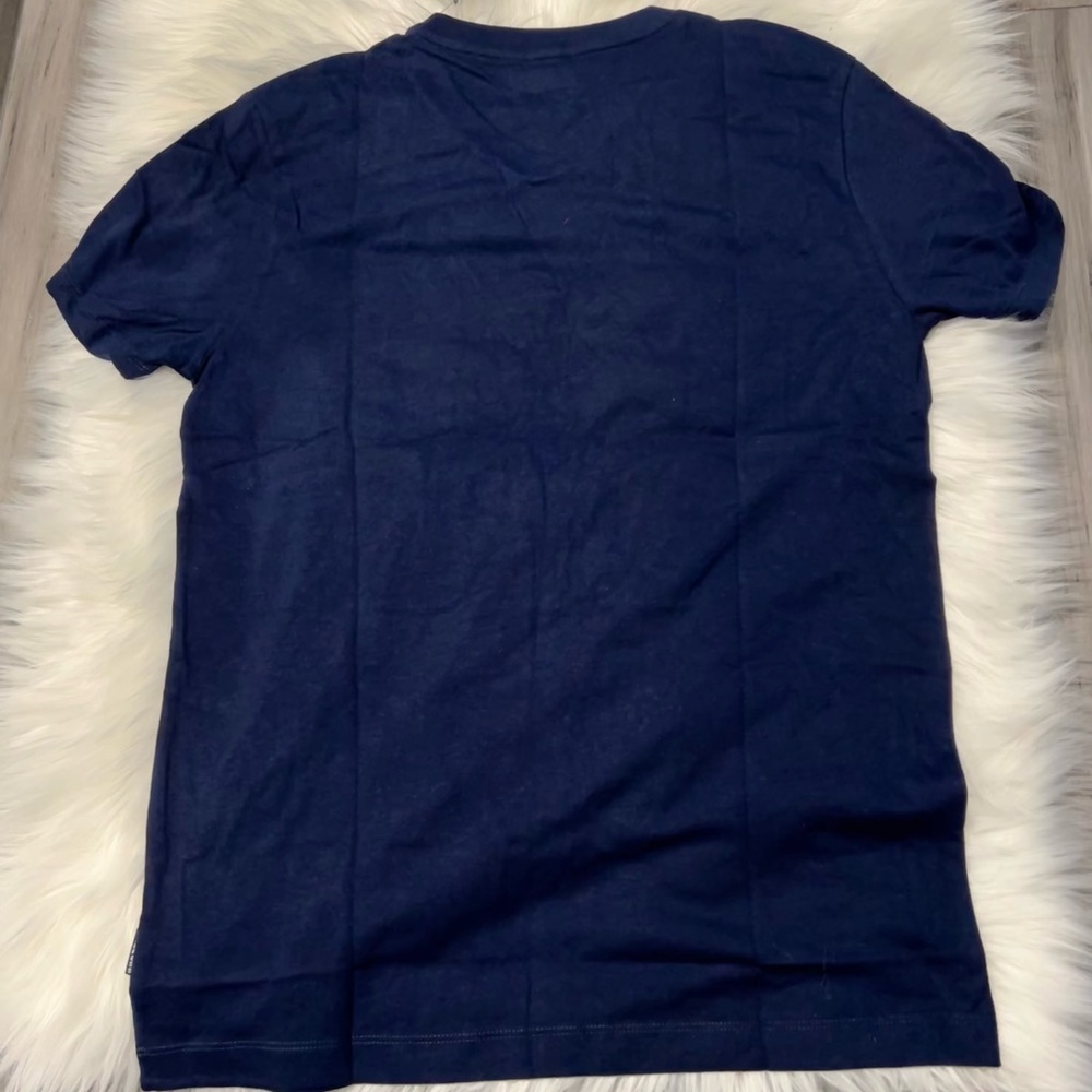 Express v neck - Picture 2 of 2